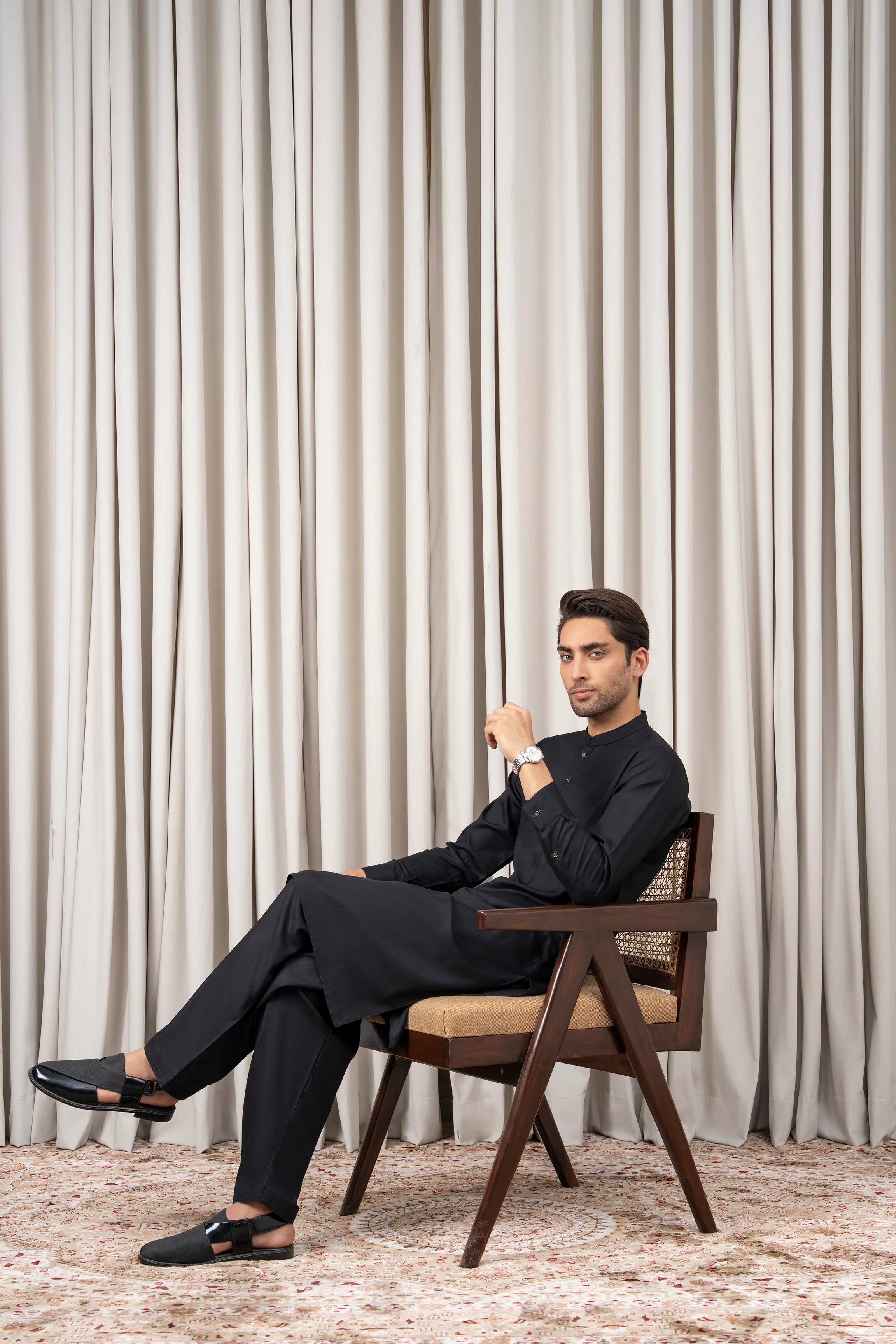 TEXTURED BLENDED KAMEEZ SHALWAR - SIGNATURE COLLECTION BLACK - Image 6